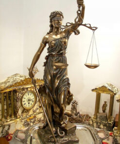 Zeita Justitiei din polirezin aspect bronz antichizat