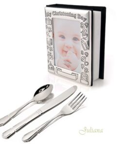 Album foto de botez si trei tacamuri argintate pentru bebelusi